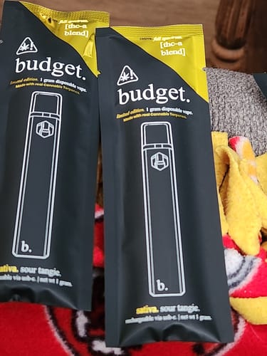 Customer photo review of 1 Gram THCA Full Spectrum Vape Pen | Sour Tangie - Sativa