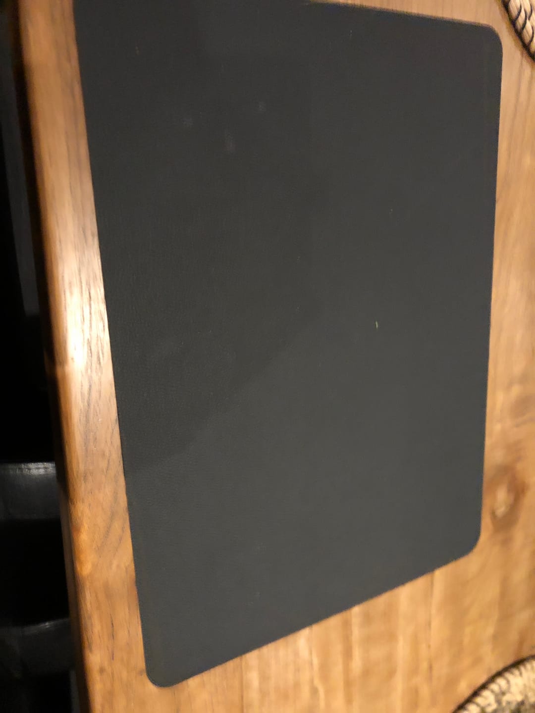 Customer photo review of Cookinglife Placemats - Dubbelzijdig - Vegan leer - Cognac / Zwart 46 x 33 cm - 6 Stuks