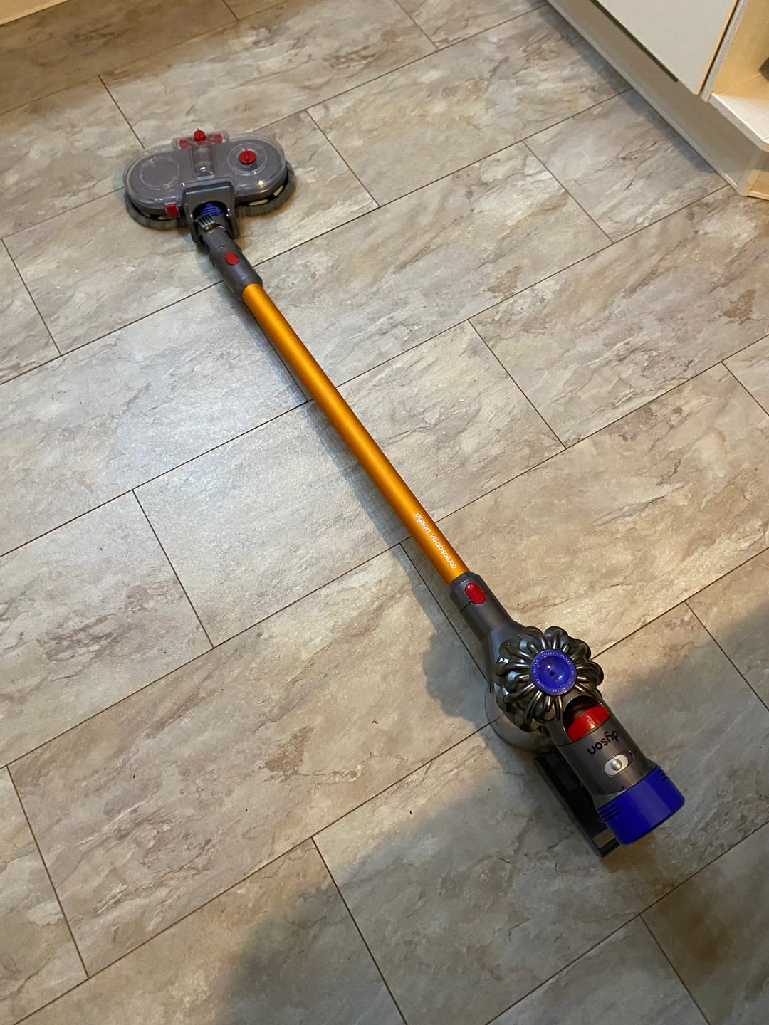 Customer photo review of Elektrischer Wischaufsatz passend für Dyson (inkl. 6 Wischpads)