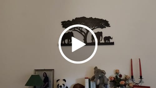 Customer video review of Décoration murale en métal - Famille d'éléphants (V.02)
