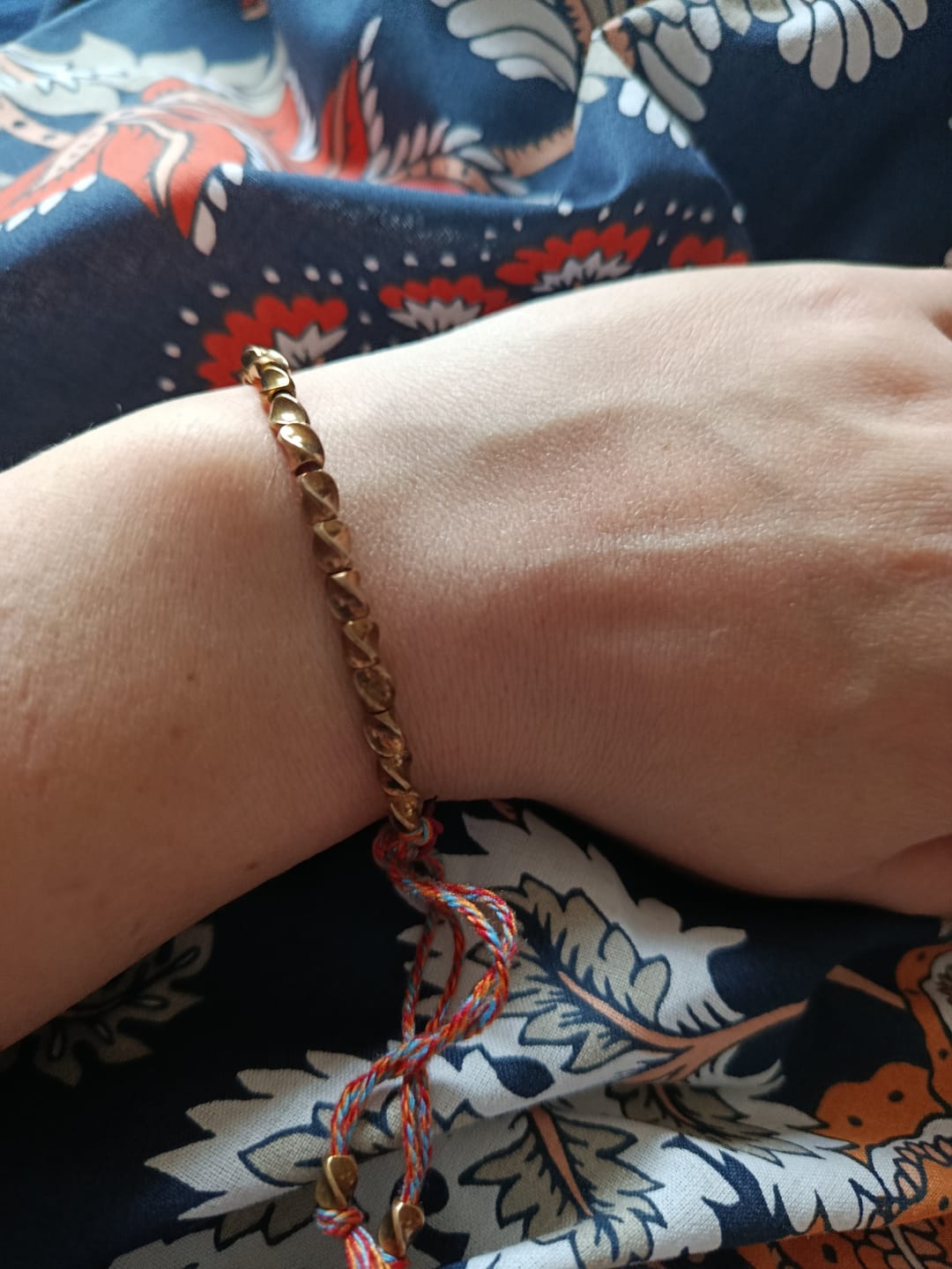 Customer photo review of Tibetisches Glücksarmband aus Kupfer