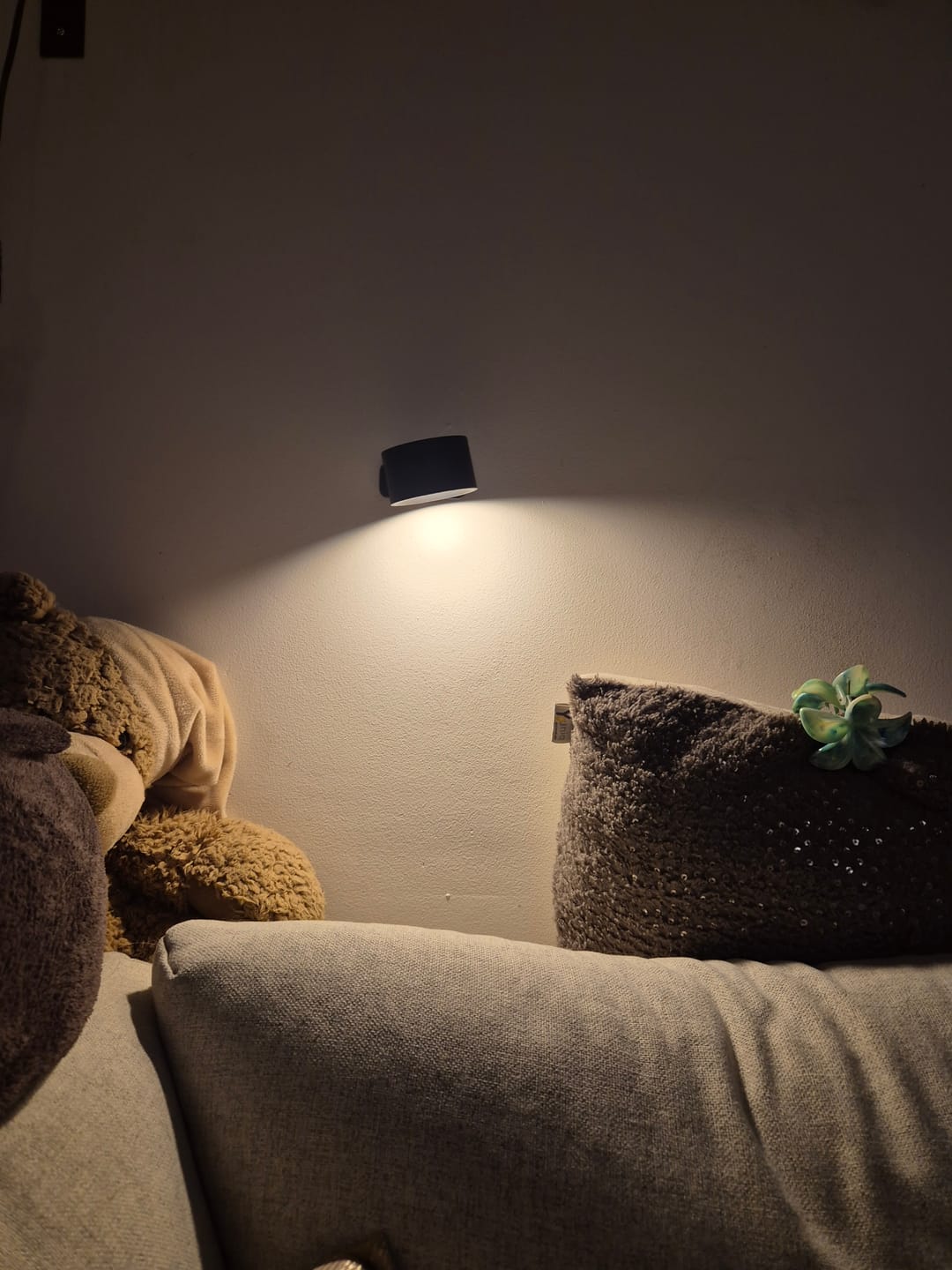Customer photo review of ENDLESS Wandlamp