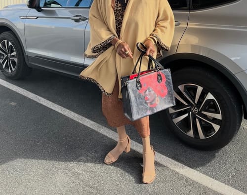 Customer photo review of Crimson Poppy Crown Premium Leather Handbag QR0XD332