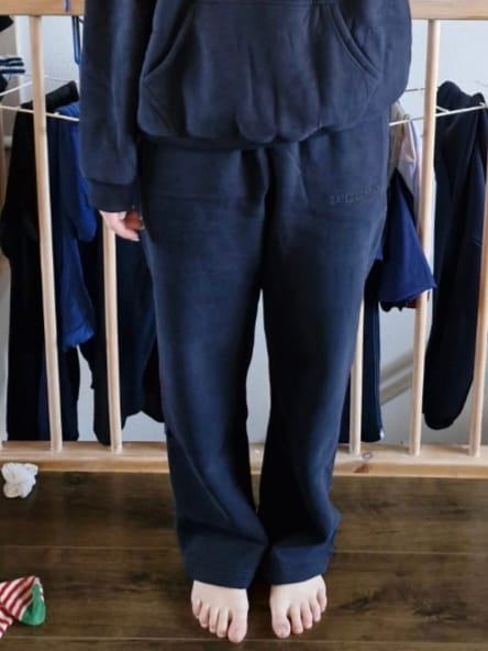 Customer photo review of BASICS STRAIGHT LEG SWEATPANTS NAVY