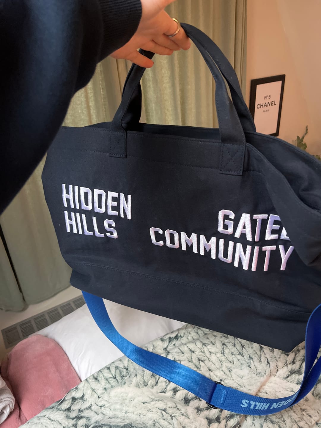 Customer photo review of GATED COMMUNITY CANVAS SHOPPER BAG