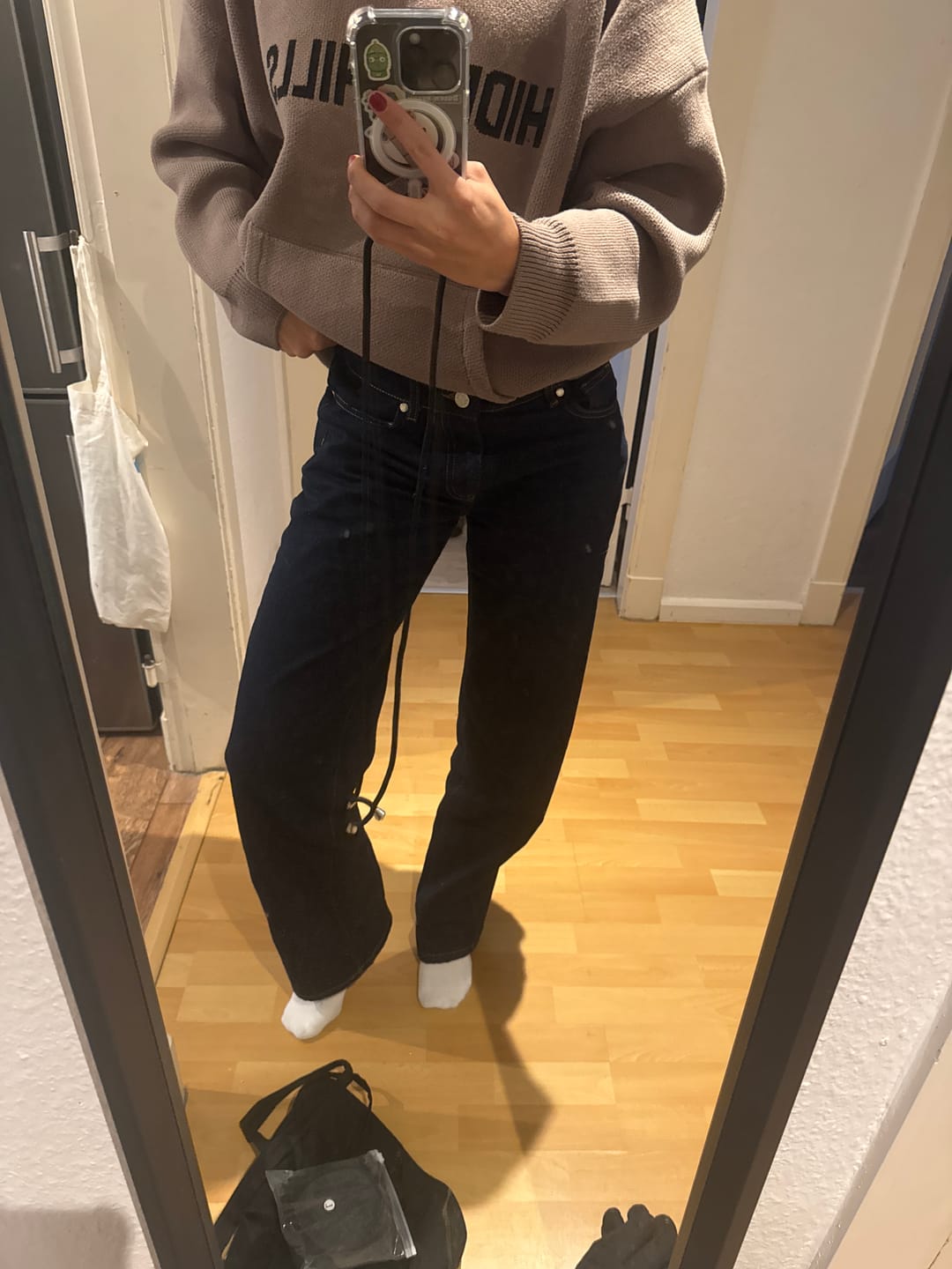 Customer photo review of LOGO STITCH JEANS INDIGO