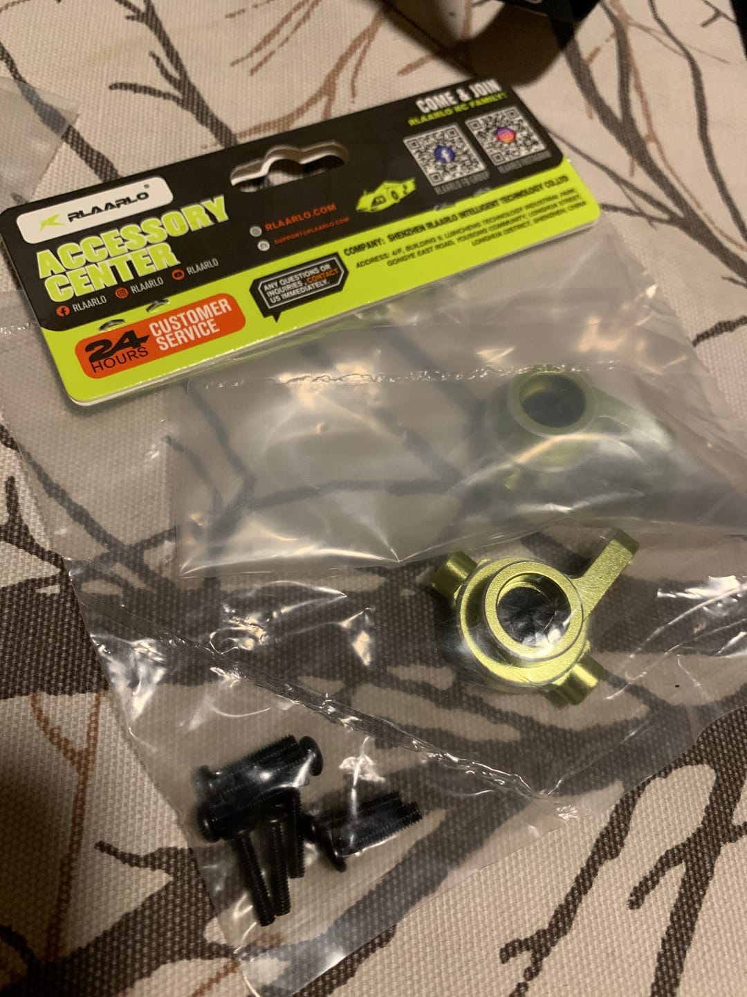 Customer photo review of Aluminum Front Steering Hub For RZ001 and XTS-F10