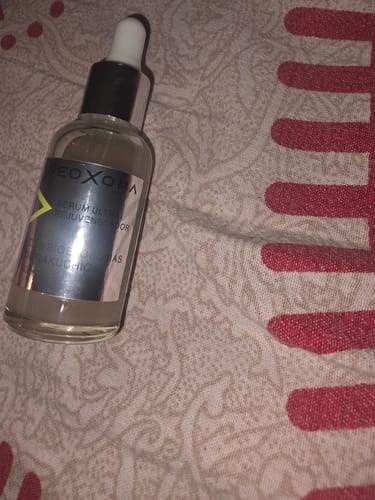 Customer photo review of Sérum de Exosomas Ultra Rejuvenecedor con Bioexosomas de Bakuchiol
