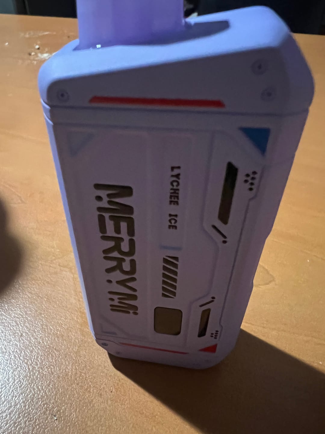 Customer photo review of Merry-Mi - M-Mecha 16K - Puff / Vape Jetable - 3% Nicotine