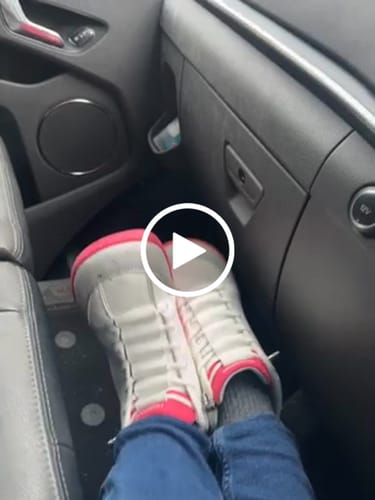 Customer video review of Yew - Barefoot Shoes