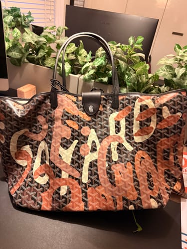 Customer photo review of SAINT LOUIS GM BAG 40 IN PINK LETTRES CAMOUFLAGE GOYARDINE CANVAS