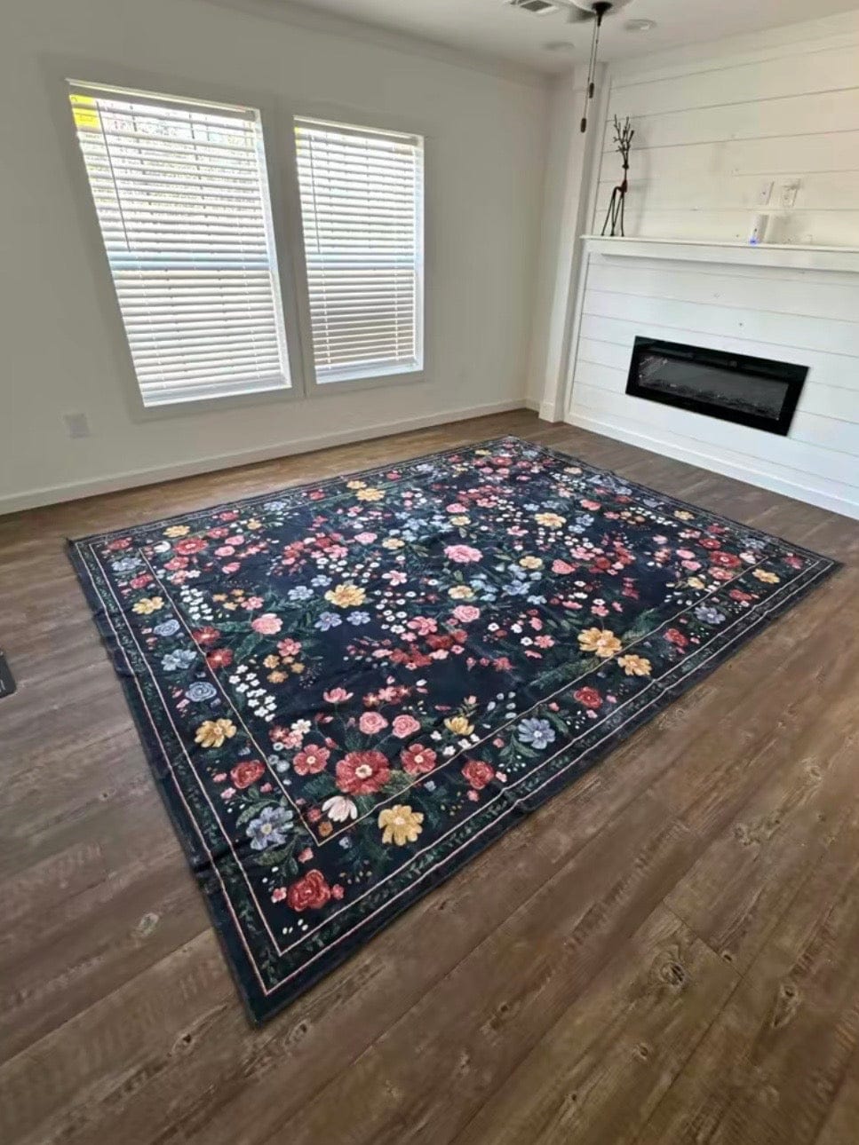 Customer photo review of Chloris Washable Area Rug - Black