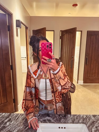 Customer photo review of Bolo Betty Necklace
