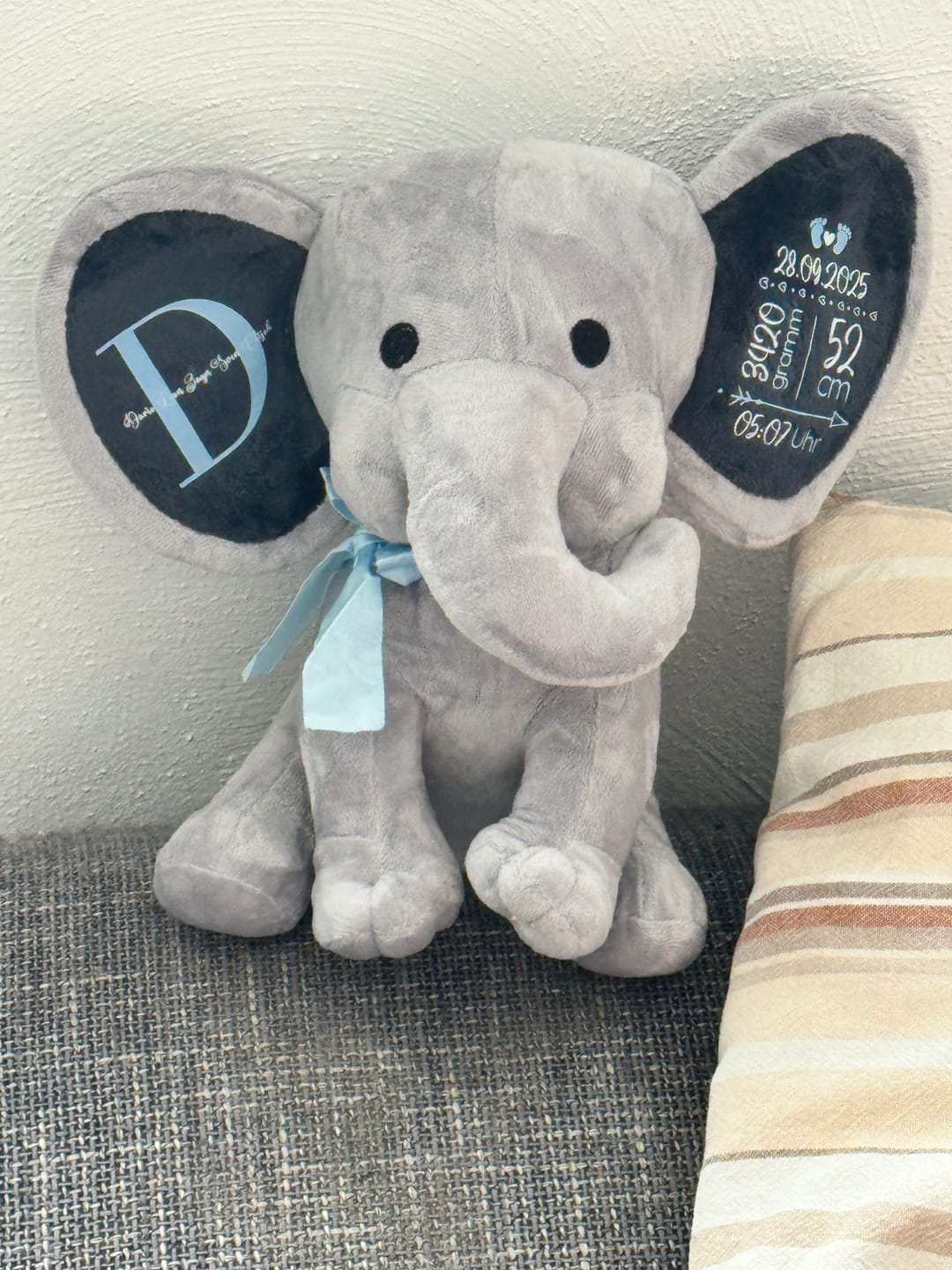 Customer photo review of Kuschel Elefant - Baby-Stofftier