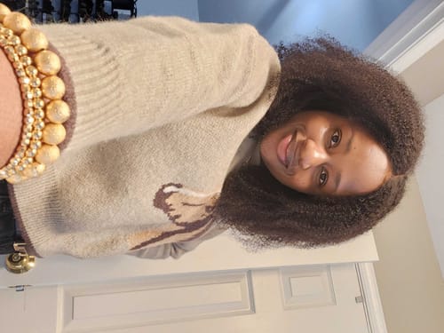 Customer photo review of Wavymy Afro Curly 7x5 HD Lace Closure Wig Pre-bleached Wear & Go Glueless Wigs Dome Cap 180% Density