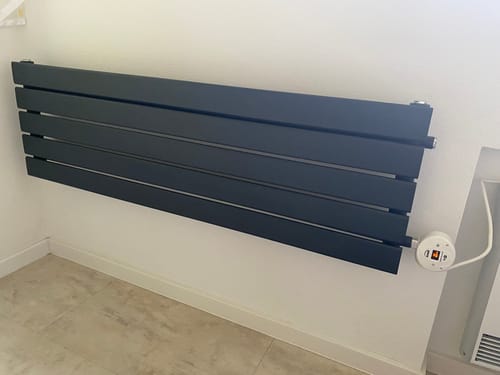 Customer photo review of SONNI Badheizkörper Elektrischer Paneelheizkörper Anthrazit Mit Programmierbare Thermostate für Handtuchwärmer Handtuchheizkörper Elektrisch mit Timerfunktion und Temperaturregler