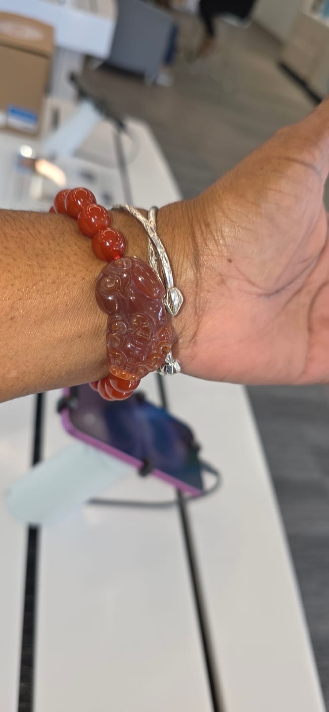 Customer photo review of Tai Sui Red Agate Protection Bracelet