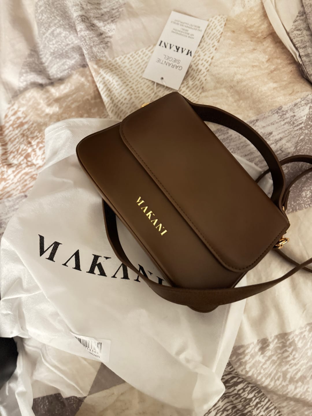 Customer photo review of NALUA - DARK BROWN