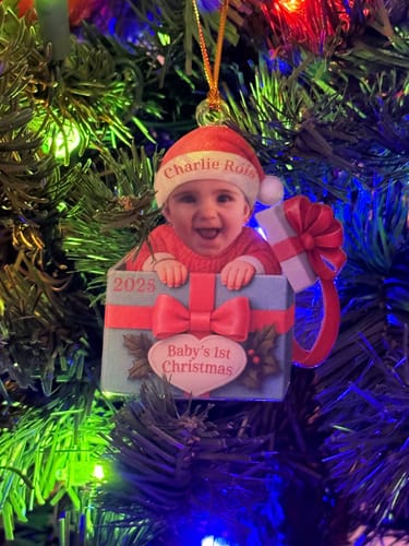 Customer photo review of Baby Christmas Gift Box Acrylic Ornament, Funny Newborn First Christmas Gift
