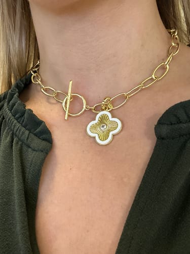 Customer photo review of Sawyer Necklace