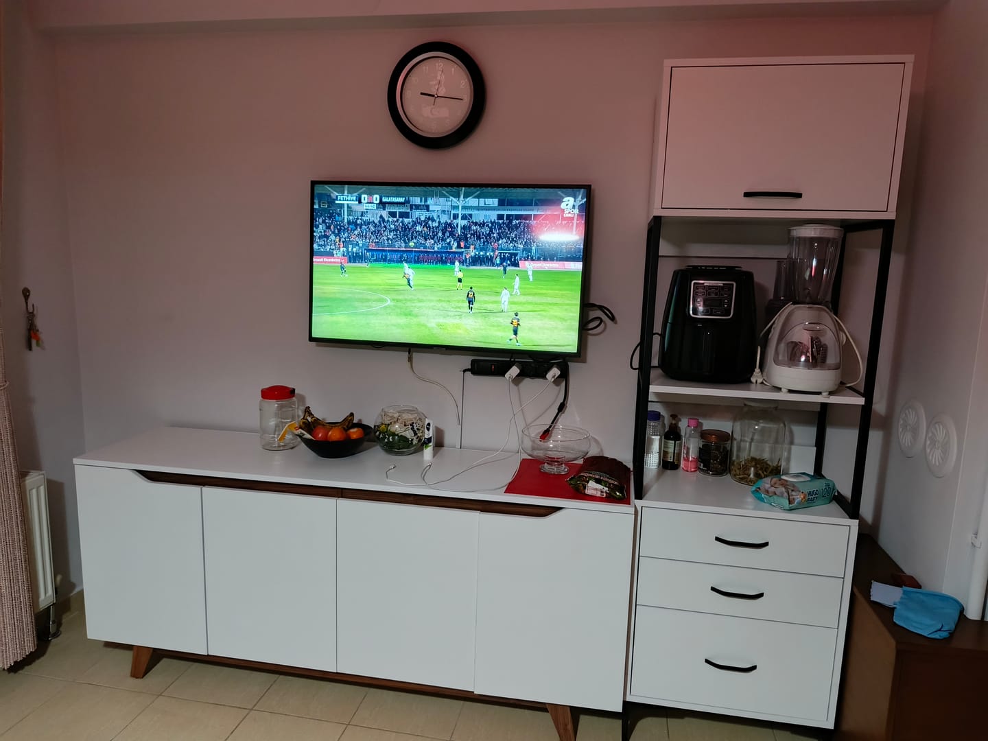 Customer photo review of Rani GD102 Modern Ayaklı Konsol Beyaz - Minyatür Ceviz