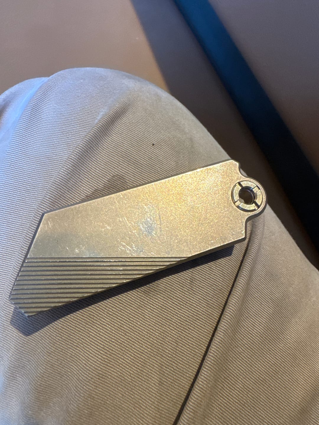 Customer photo review of 🌟Holiday Sale🌟 PICHI G9 Utility Knife (Titanium/Brass)