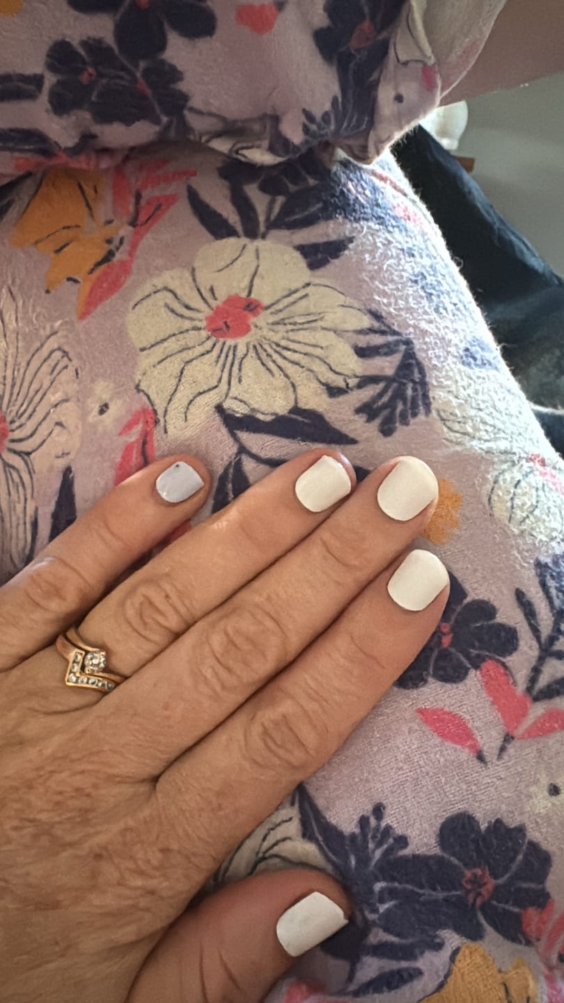 Customer photo review of Icing Sugar White DIY Semicured Gel Nail Sticker Kit