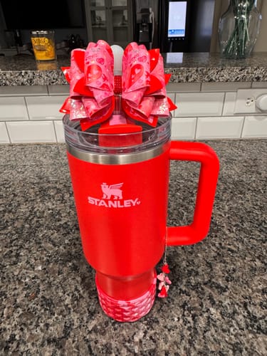 Customer photo review of Falling Hearts Charm - Tumbler Handle Charm