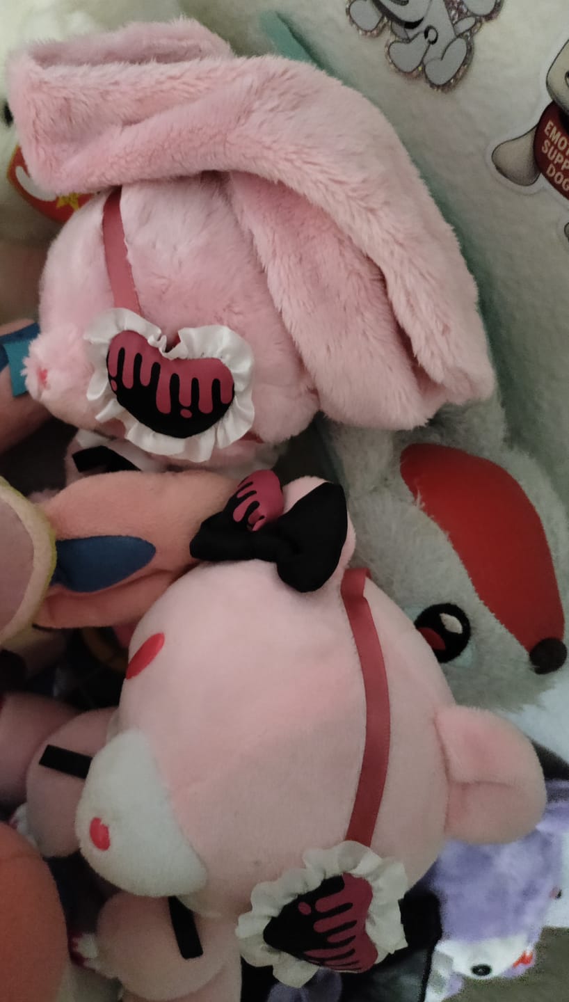 Customer photo review of Gloomy Eye Patch Palm-Sized Sitting Plush (Pink)