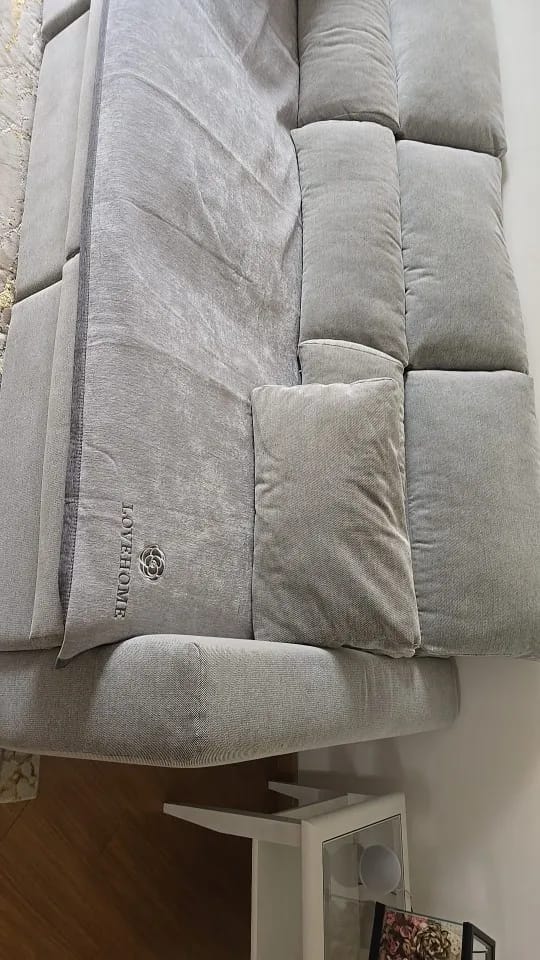 Customer photo review of LuxeWrap Sofabezug - Moderner, Rutschfester Sofakissenschutz