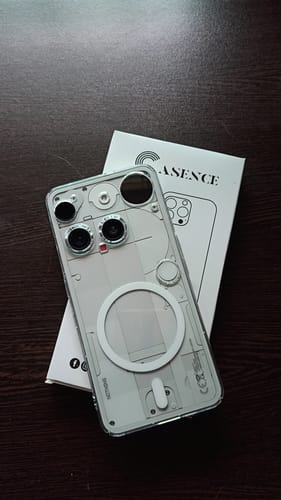 Customer photo review of Anti Yellow Magsafe Clear Transparent Case - Nothing (PH 3)