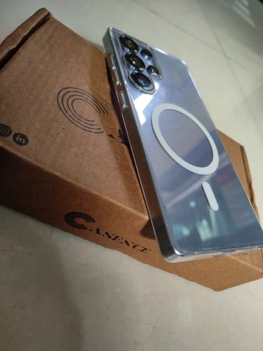 Customer photo review of Anti Yellow Magsafe Clear Case Samsung - Galaxy S25 Ultra