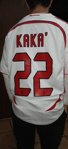 Customer photo review of Kaká Leite Milan 2007 Final Athene Champions League Final White Retro Football Jersey