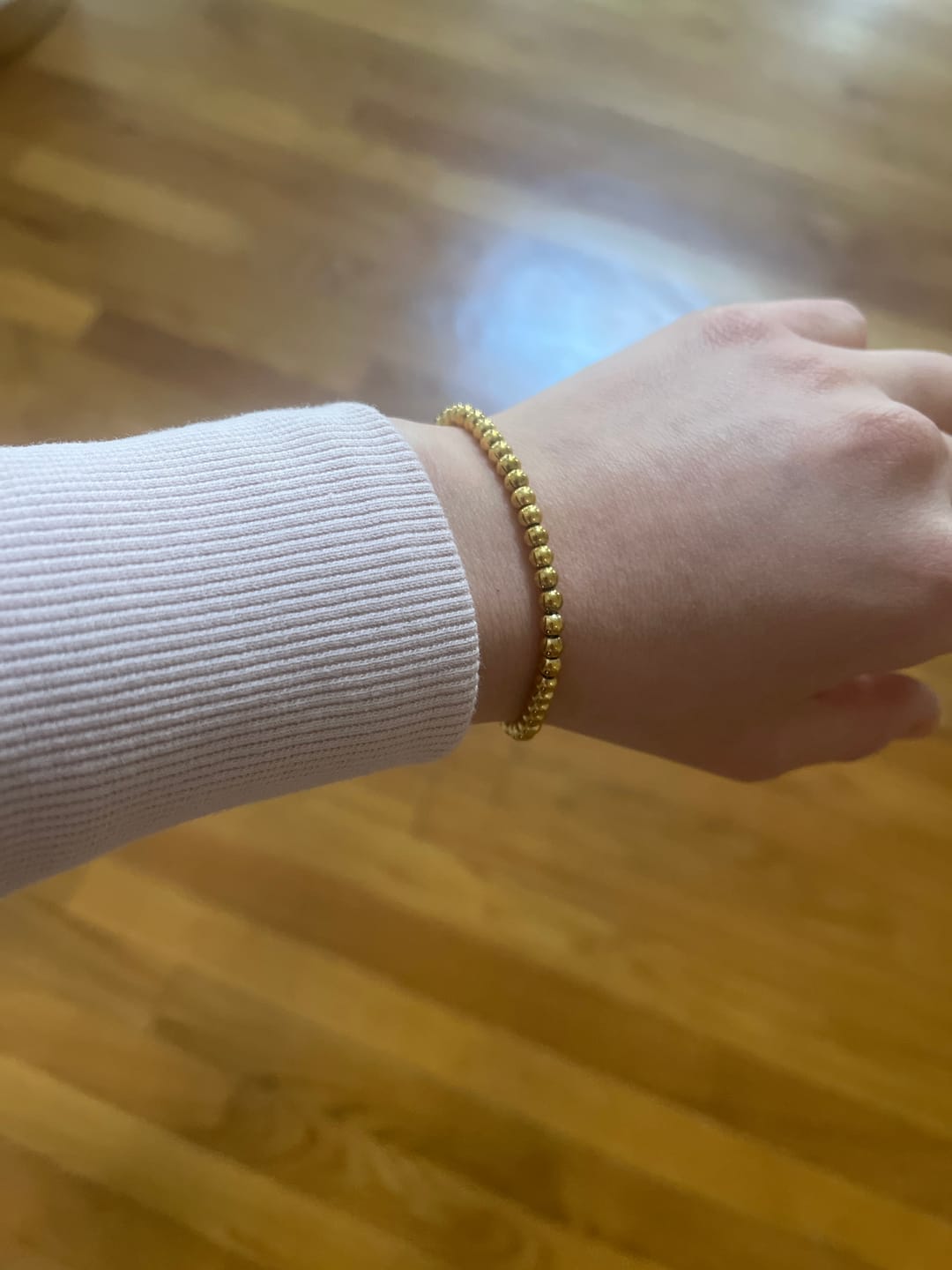 Customer photo review of Niloya Beaded Gold Bracelet