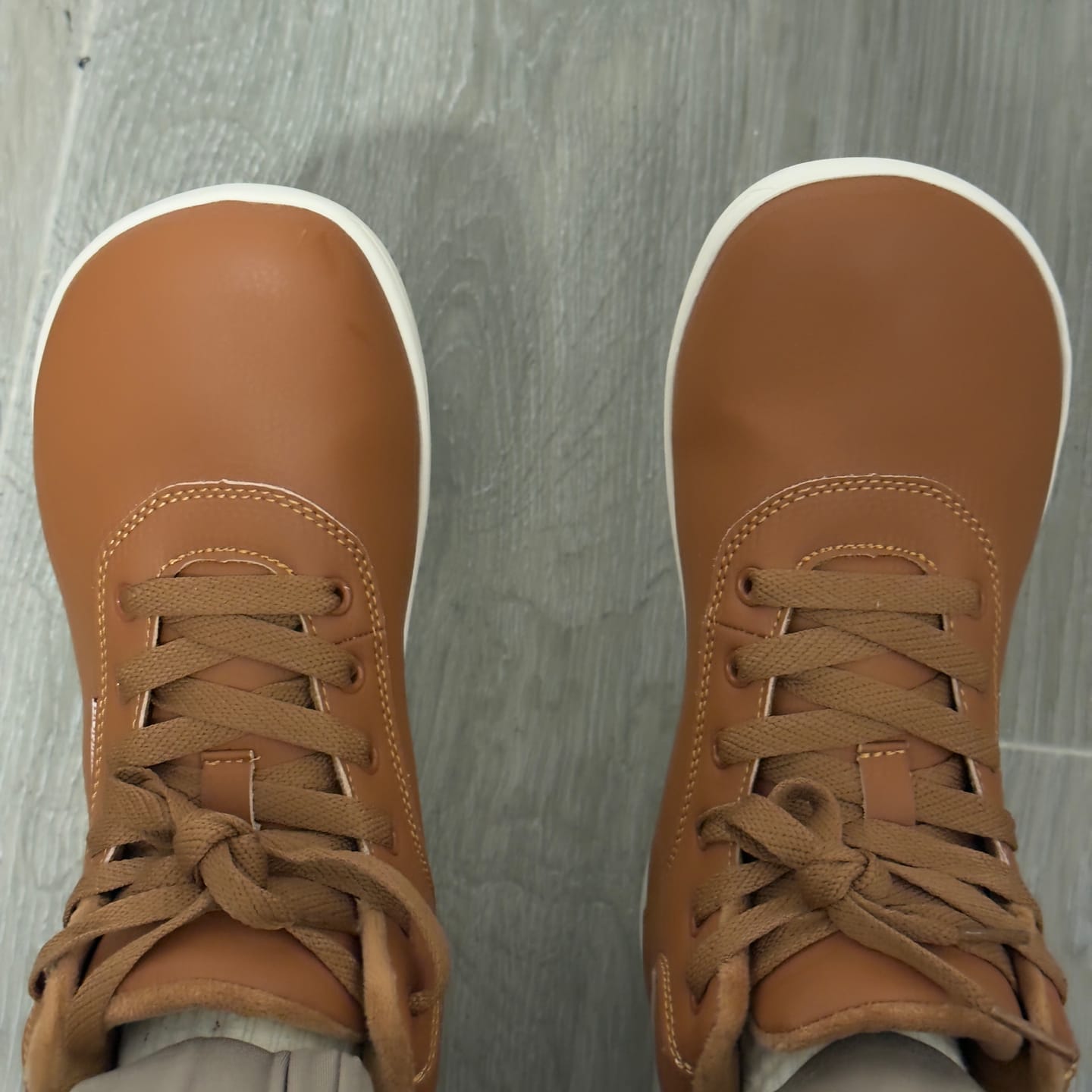 Customer photo review of Spruce - Zapatos Barefoot De Invierno