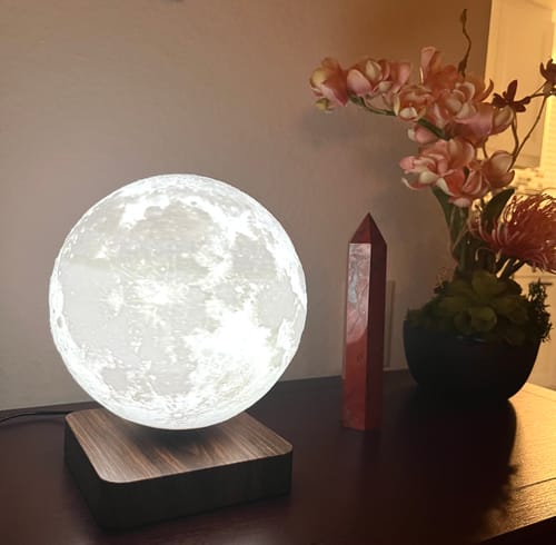 Customer photo review of Original Levitating Moon Lamp