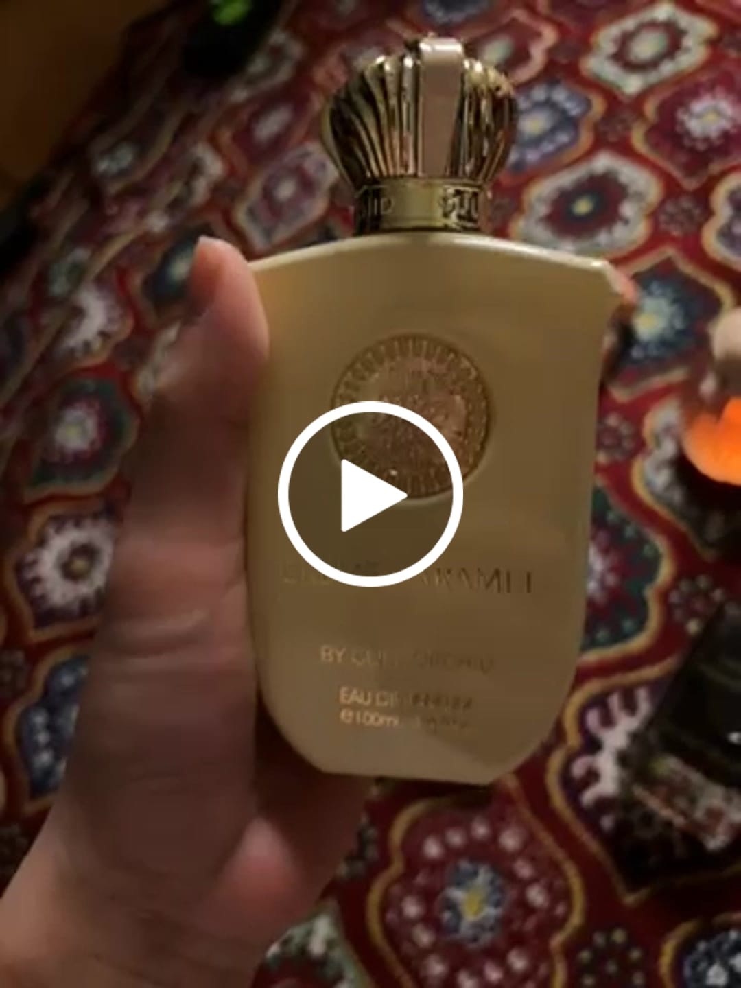 Customer video review of CRÈME CARAMEL