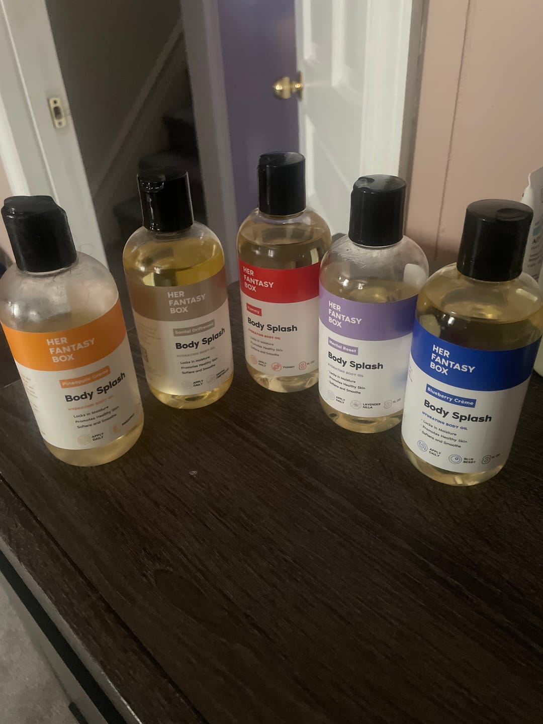 Customer photo review of Body Splash - Skin Smoothing Body Oil (Mental Reset – Lavender & Vanilla CALMING SPA SCENT)
