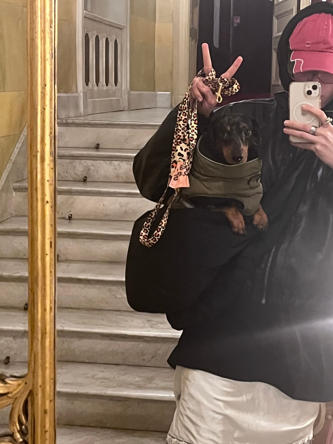 Customer photo review of Smycz miejska "Leo" - złote okucia
