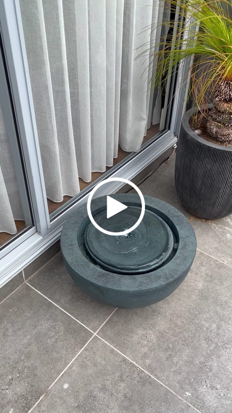 Customer video review of Luna Bowl Fountain - Indoor & Outdoor Elegance