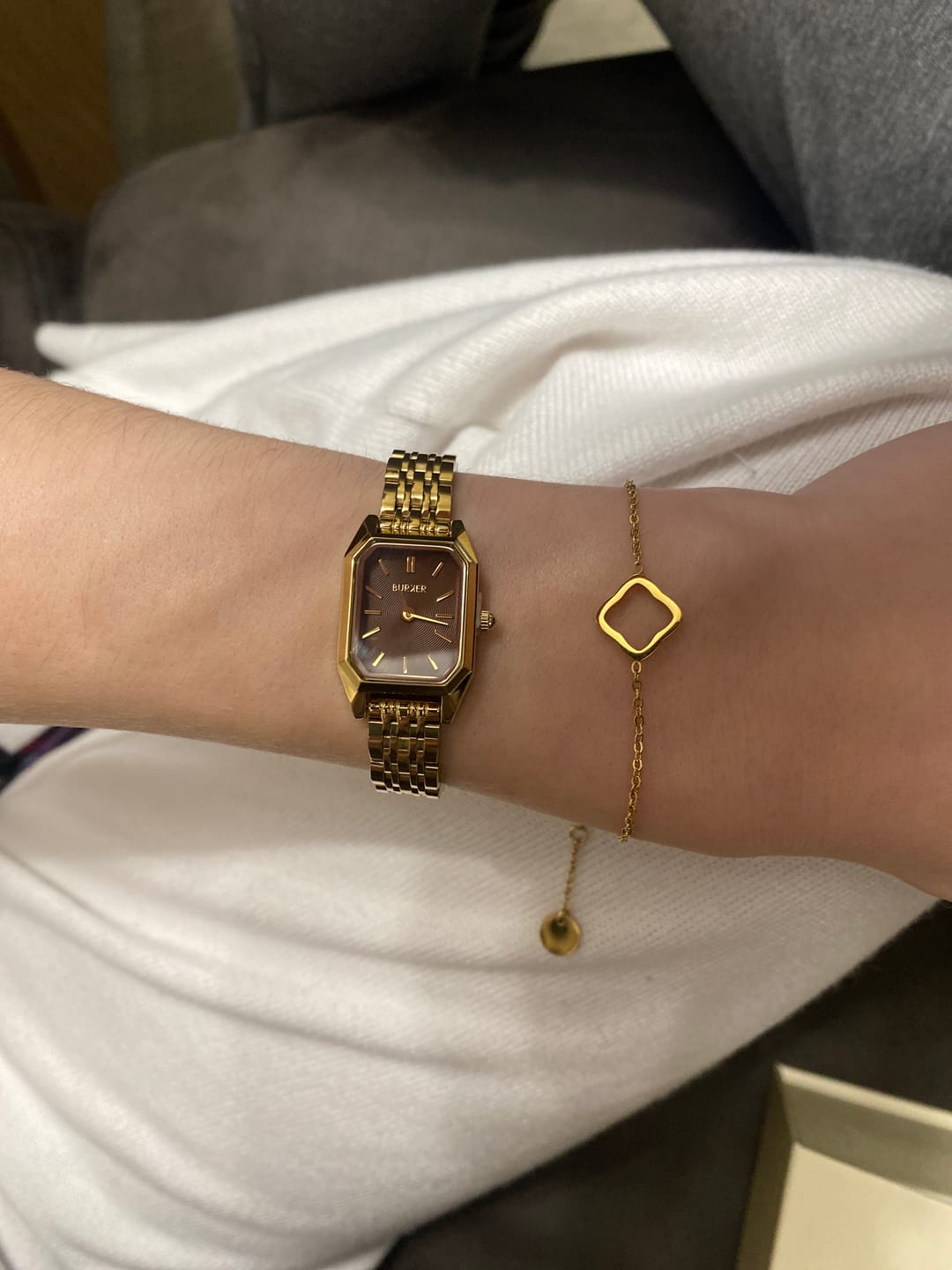 Customer photo review of Isabell Petite Gold Brown