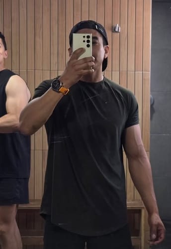 Customer photo review of Training Sport Tee Icon - Black