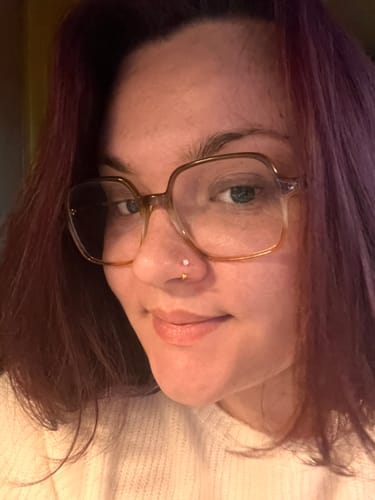 Customer photo review of Piercing Louise