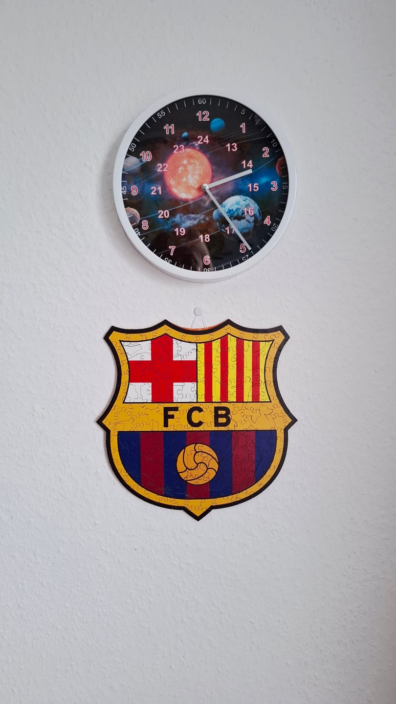 Customer photo review of FC Barcelona® Logo - Holzpuzzle
