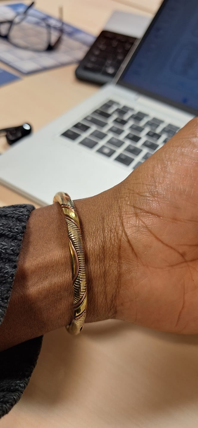 Customer photo review of Bracelets Universels 3 Métaux