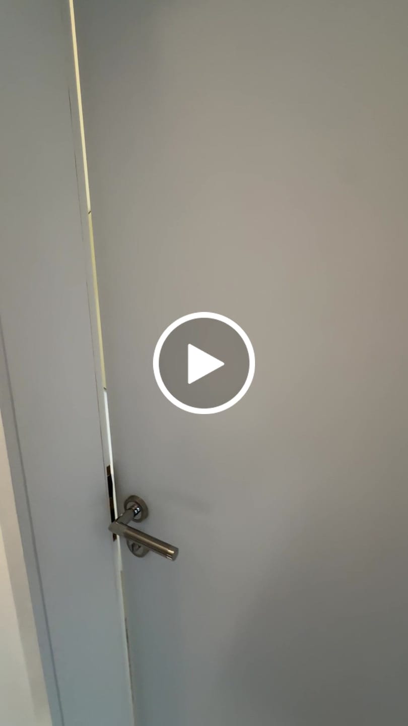 Customer video review of Spiegel ohne Rahmen, Badspiegel & Wohnzimmerspiegel inkl. Befestigungsset, mit polierten Kanten,Rund