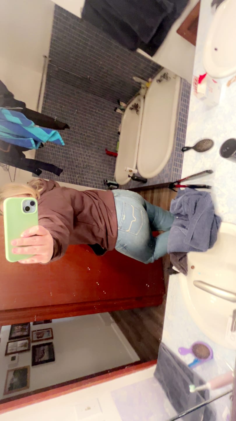 Customer photo review of Kimes Ranch Women’s Olivia Jeans