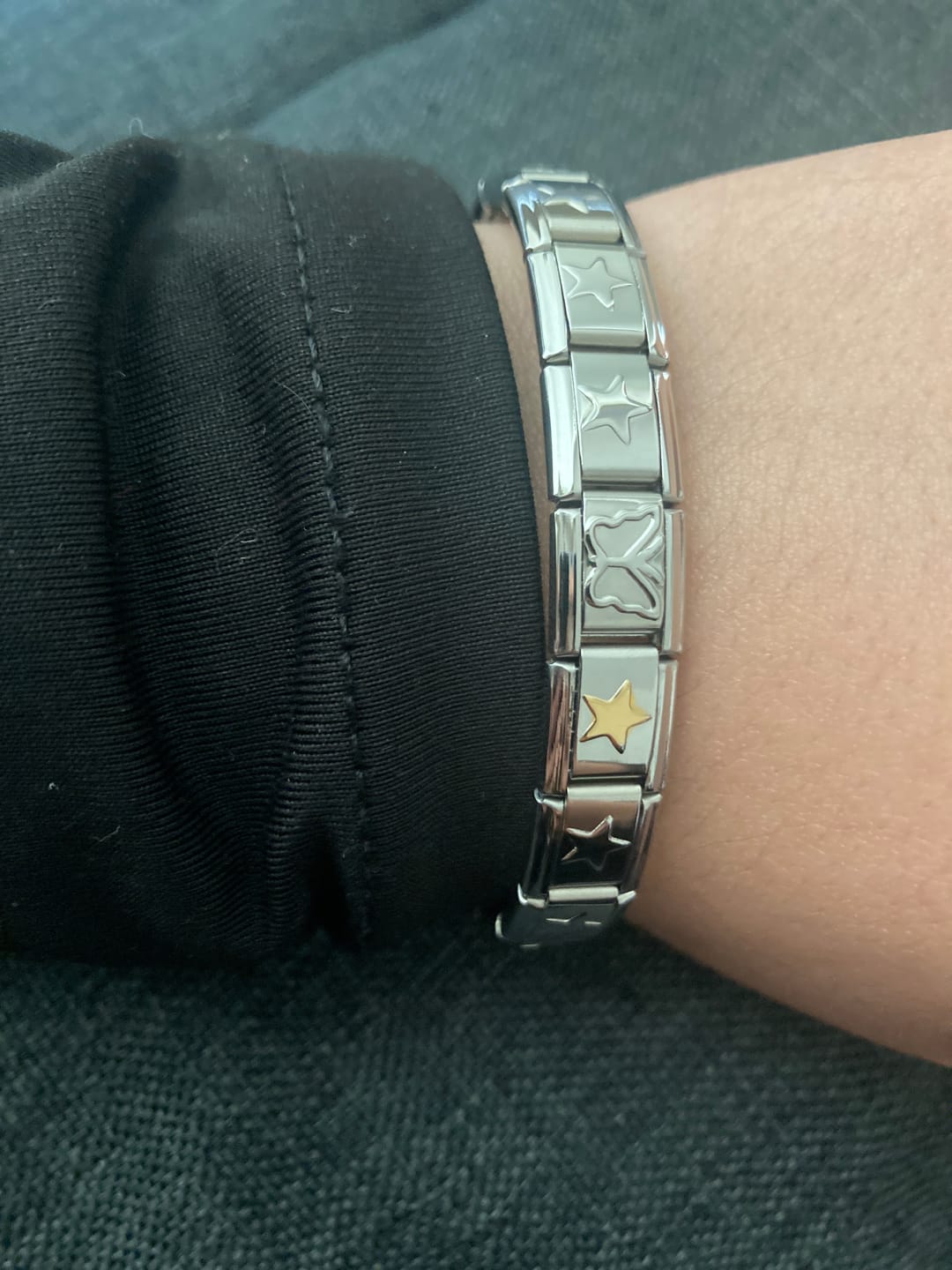 Customer photo review of Charm Estrella Dorada
