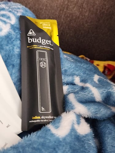 Customer photo review of 1 Gram THCA Full Spectrum Vape Pen | Skywalker OG - Indica