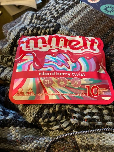 Customer photo review of Mushroom Gummies